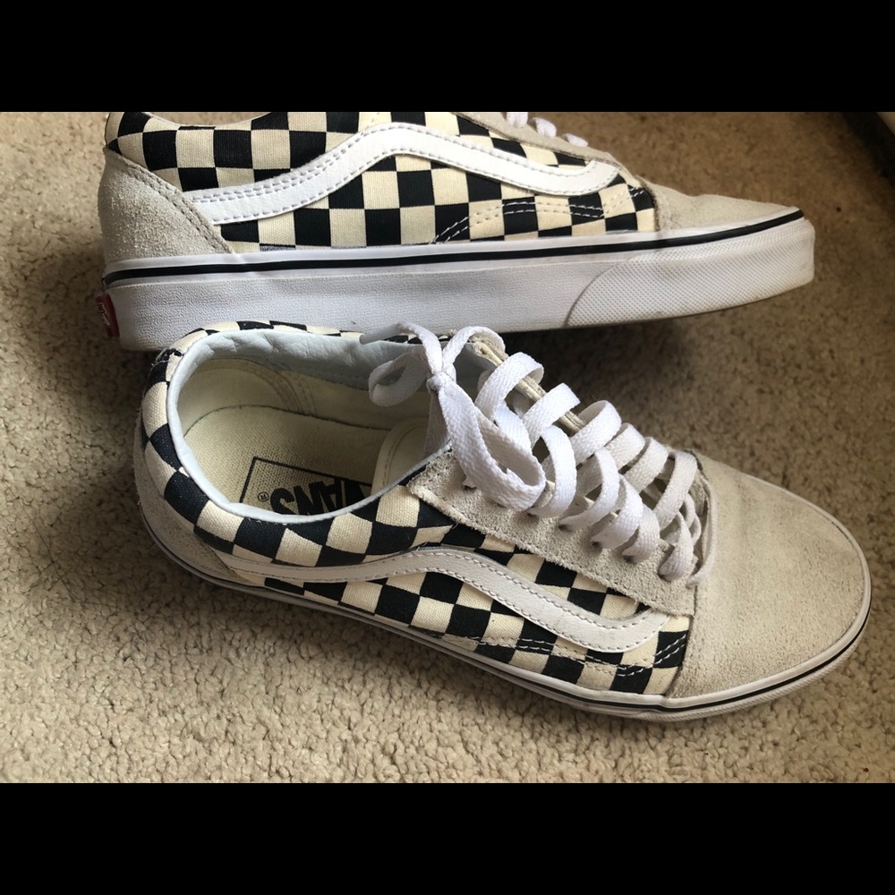 Vans - Picture 6 of 6